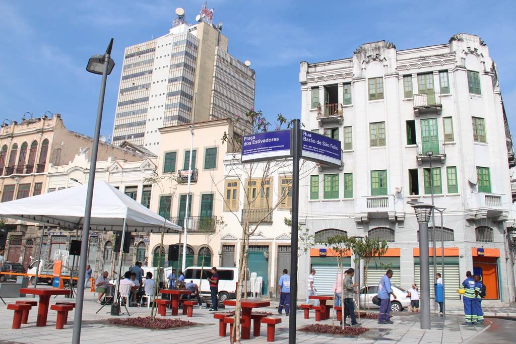Praça dos Estivadores (antigo Largo do Depósito) -