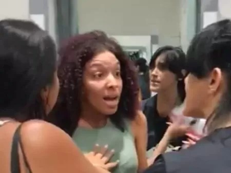 Mulher negra é acusada de furto por funcionária da Renner no Rio