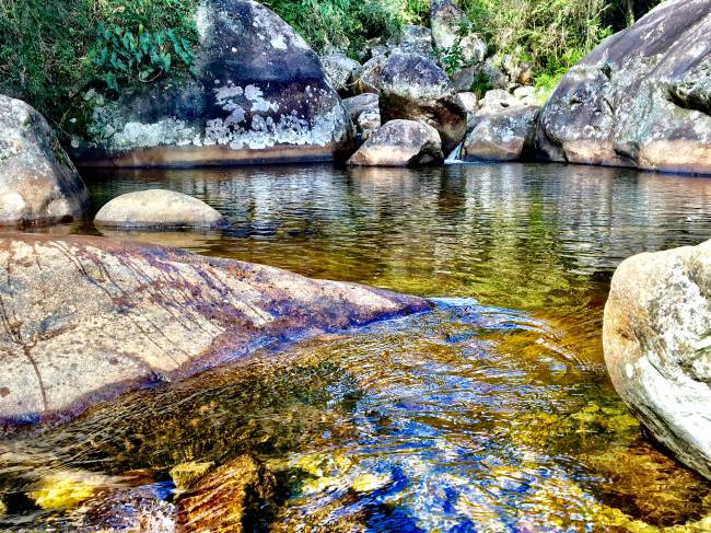 serra dos orgaos Um dos vários poços na sede Correas do Parque Nacional da Serra dos Órgãos