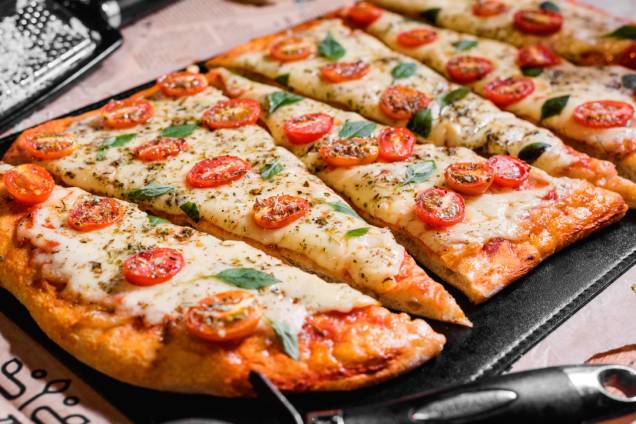 Pizzas retangulares: atração da Farro