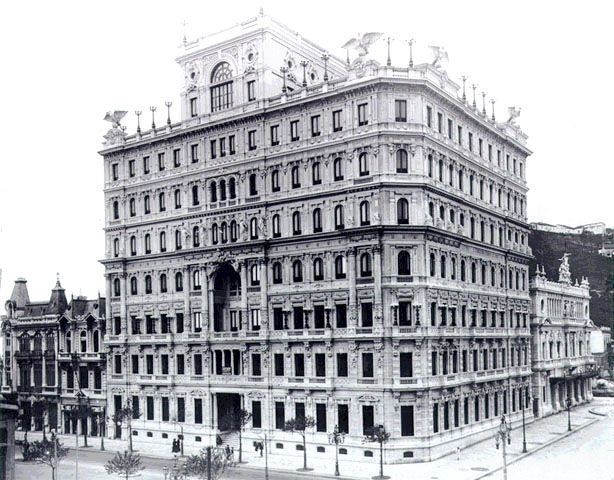 Foto mostra o antigo Palace Hotel