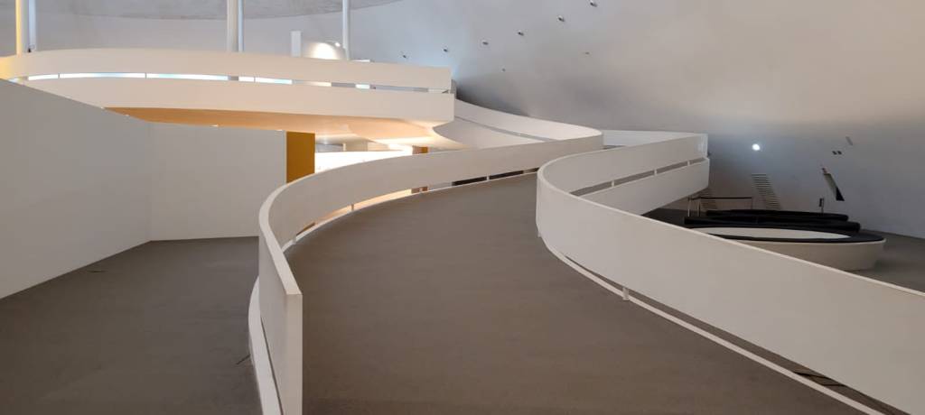 Oficina aberta de carimbó no Museu de Arte Moderna do Rio.
