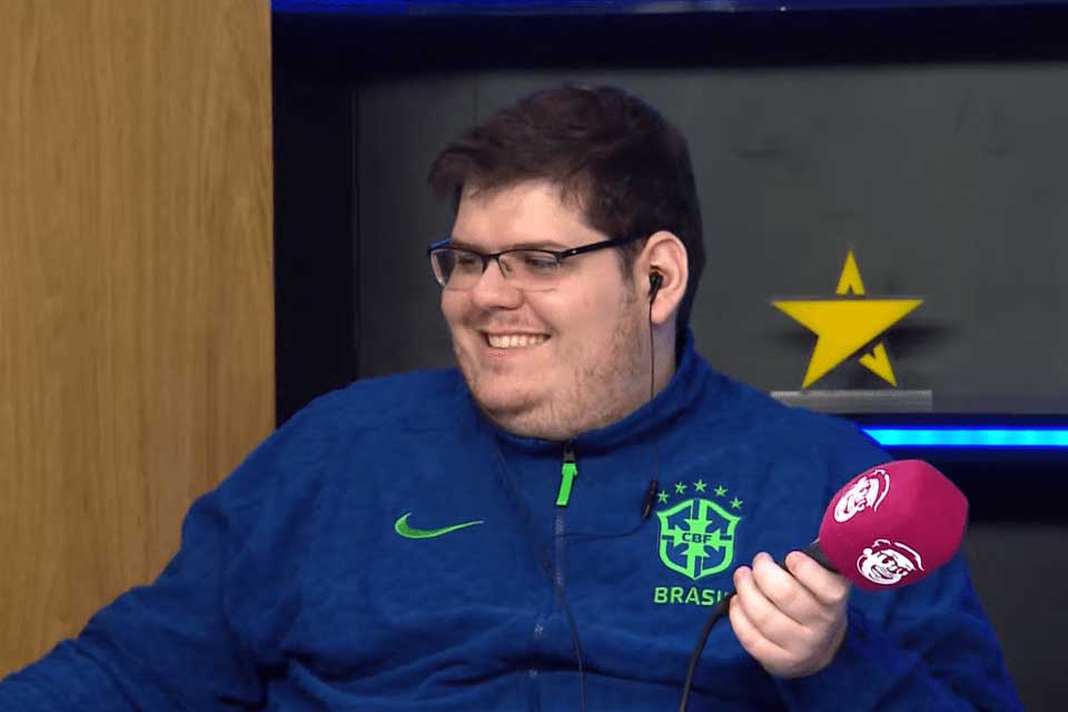 É gol do Casimiro: comentarista esportivo faz acordo com Vasco e Botafogo