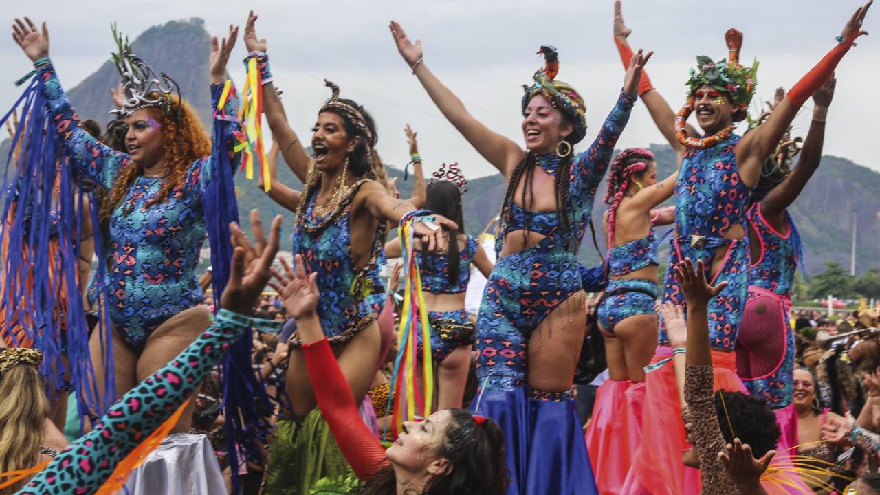 Carnaval: Blocos voltam a animar a festa -