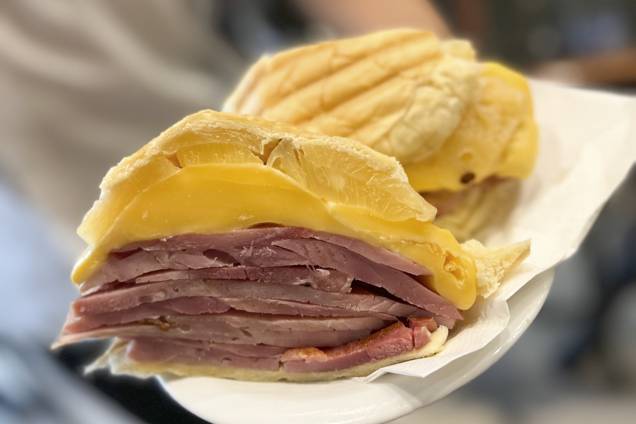 Polêmica para todos os gostos: tradicional sanduíche do Cervantes agora só é encontrado em versão original no Parada de Copa.