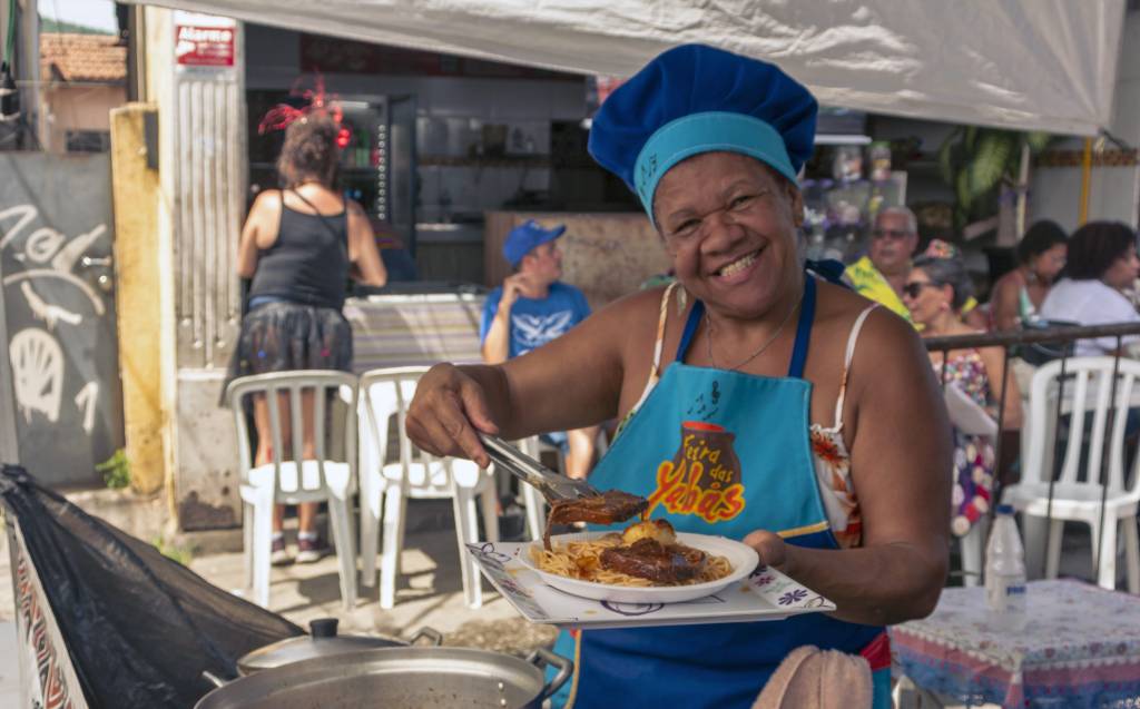 Encruzilhadas: autores de livro de contos sobre subúrbio dão dicas afetivas