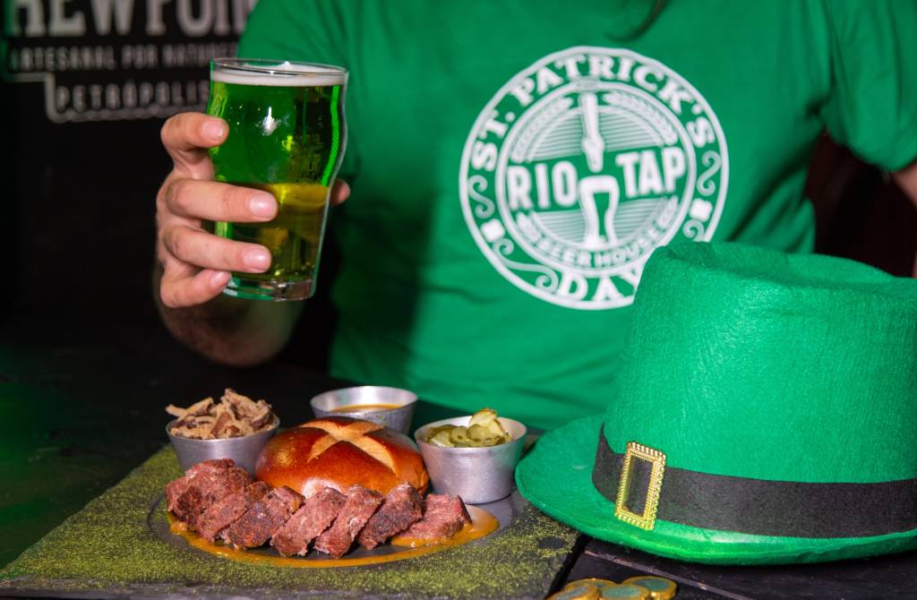 Desce o chope verde! Um roteiro etílico para brindar o St Patrick’s Day