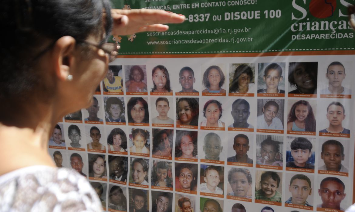 Programa SOS Crianças Desaparecidas: ato público para divulgar imagens de crianças e adolescentes desaparecidos