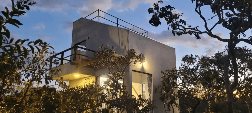 Chale-Observatorio-Alto-Paraiso-de-goias 6 casas de campo brasileiras super aconchegantes disponíveis no Airbnb