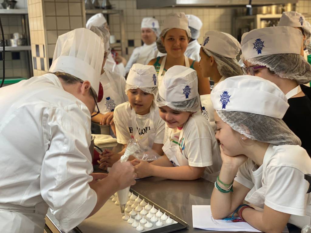 Signatures: a ideia é juntar mães e filhos na cozinha do Cordon Bleu