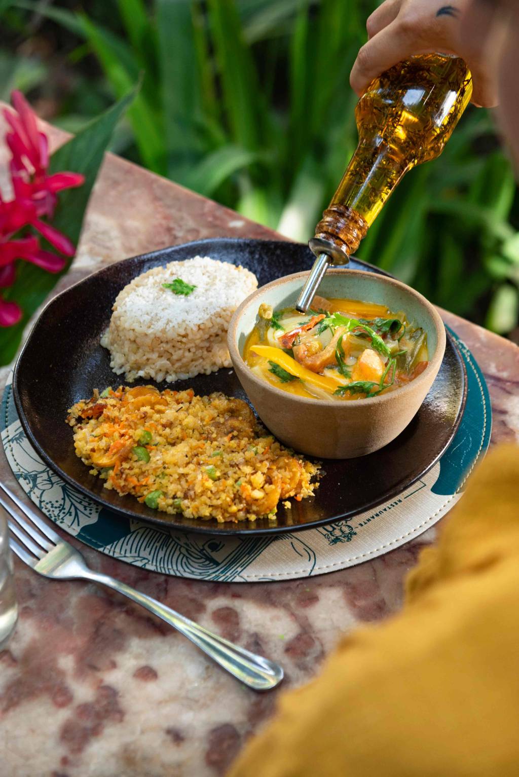 Vegan Vegan – Moqueca de Palmito Pupunha e Castanha de Caju – Foto_ Estúdio OCaso RJ Vegan Vegan – Moqueca de Palmito Pupunha e Castanha de Caju – Foto_ Estúdio OCaso RJ
