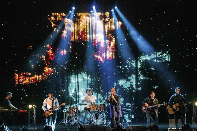 Dado e Bonfá voltam a celebrar a Legião Urbana em show na Jeunesse Arena