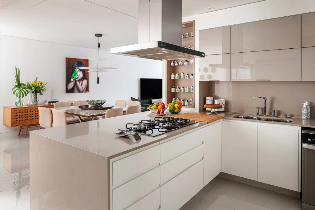 apartamento-rio-area-social-integrada-decor-verde-vivian-reimers-foto-dhani-borges-cozinha19 Apartamento no Rio ganha área social integrada e décor em tons de verde