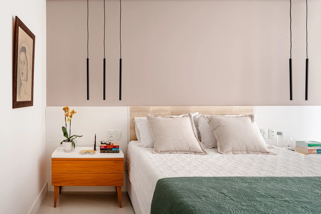 apartamento-rio-area-social-integrada-decor-verde-vivian-reimers-foto-dhani-borges-quarto-1 Apartamento no Rio ganha área social integrada e décor em tons de verde