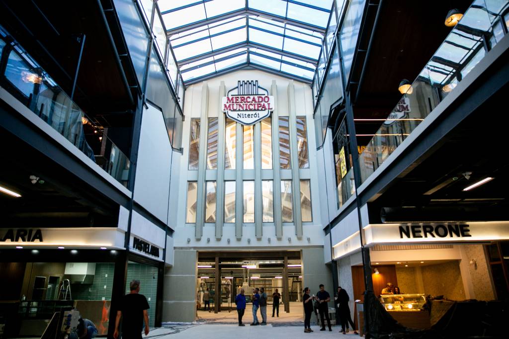 Da gastronomia ao artesanato: as imagens do novo Mercado de Niterói