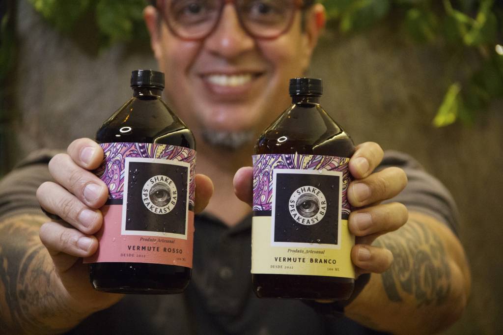 _MG_0913.jpg Rótulo próprio: o mixologista Walter Garin produz duas receitas da versátil bebida
