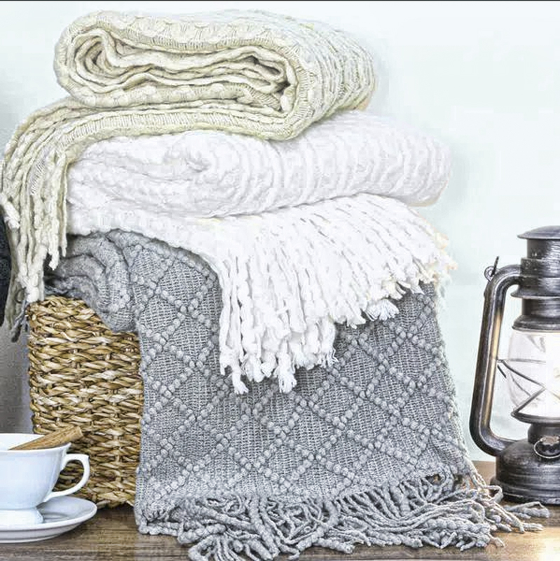 Tolhas MANTA TRICOT BRANCO, 129,99 reais na First Class