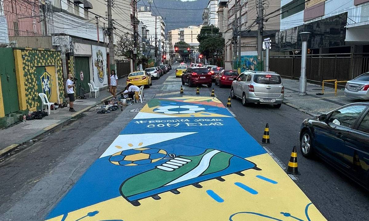 Foto mostra mistura na rua Pereira Nunes