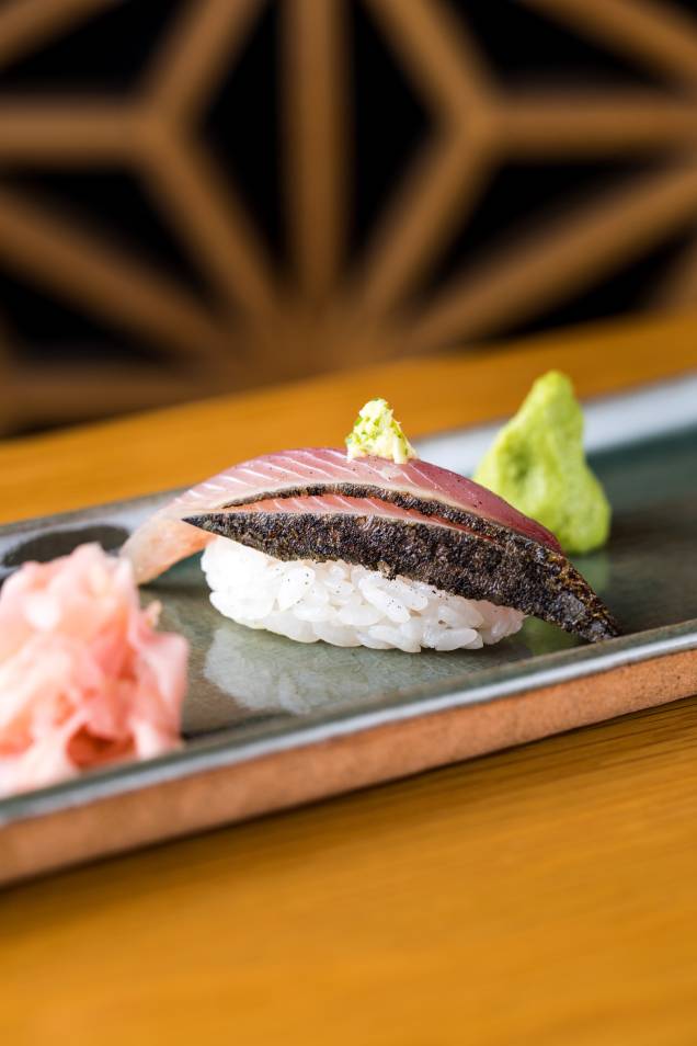 Naga: peixe serra em sushi de bela execução