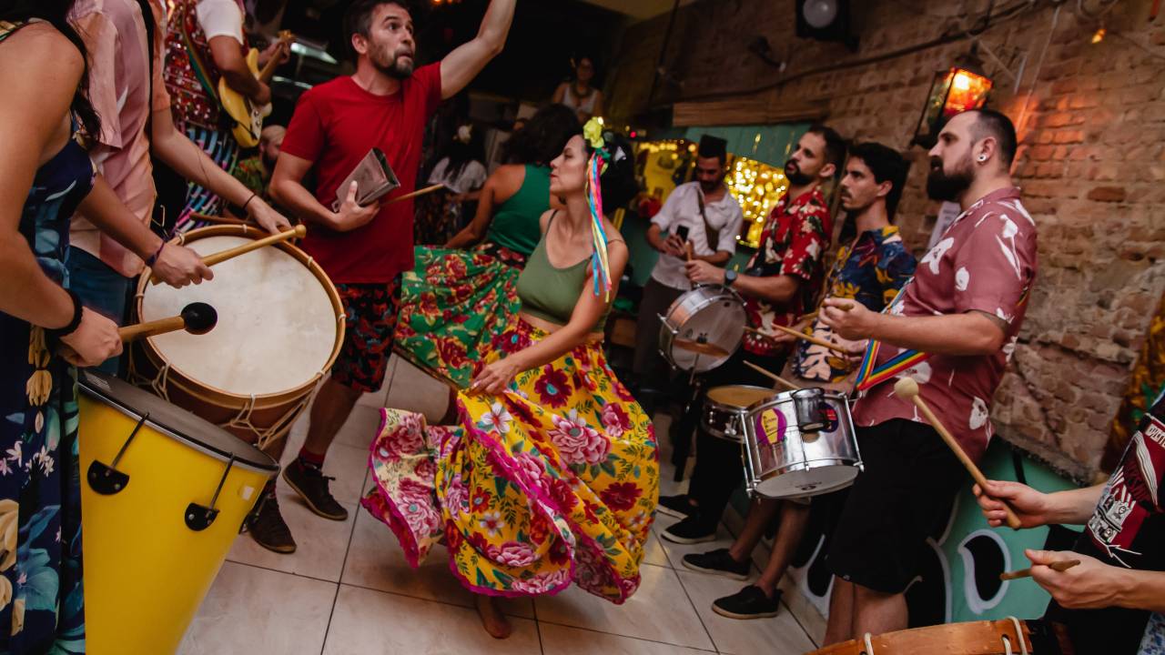 Pescados na Brasa: o grupo Noites do Norte comanda a festa paraense