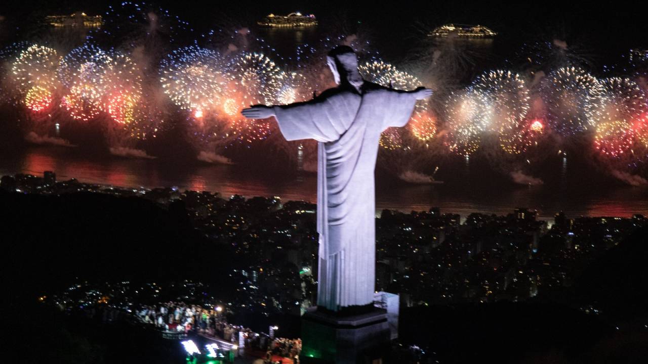 cristo-redentor-fogos-reveillon-2024