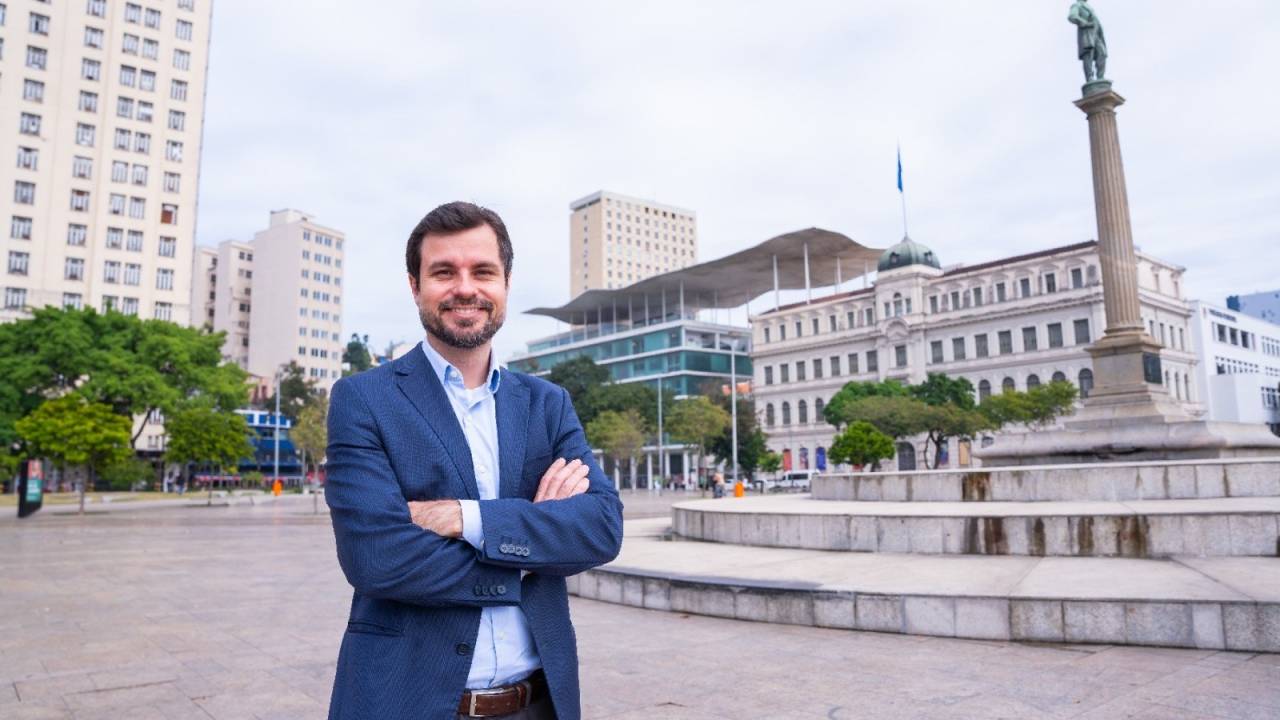 Entrevista com o secretário municipal de desenvolvimento econômico, inovação e simplificação da cidade do Rio de Janeiro