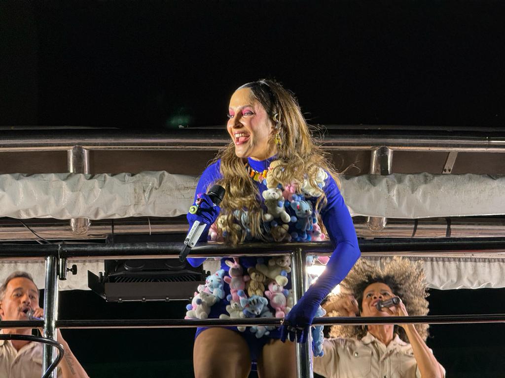 Primeiro dia da Micareta Rio transforma Sapucaí em Salvador