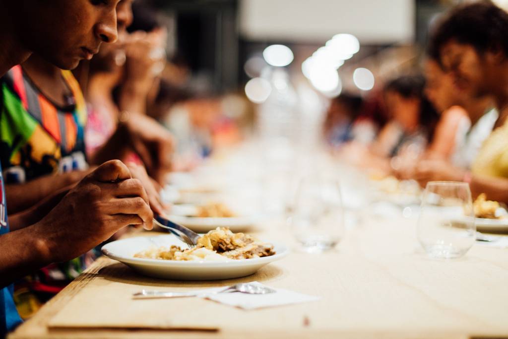 Chefs consagrados irão assinar menu do Refettorio Gastromotiva