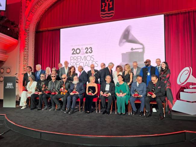 Premios Especiais Grammy Latino artistas homenageados no Grammy Latino