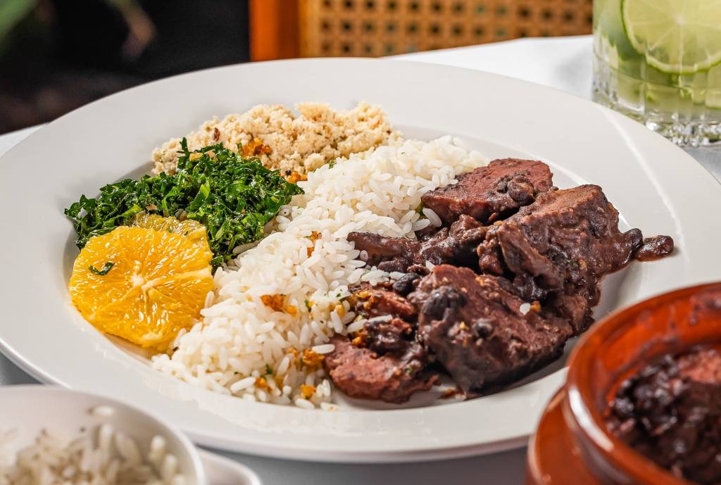 Do Bola Preta ao Leblon, três feijoadas para se deliciar no fim de semana