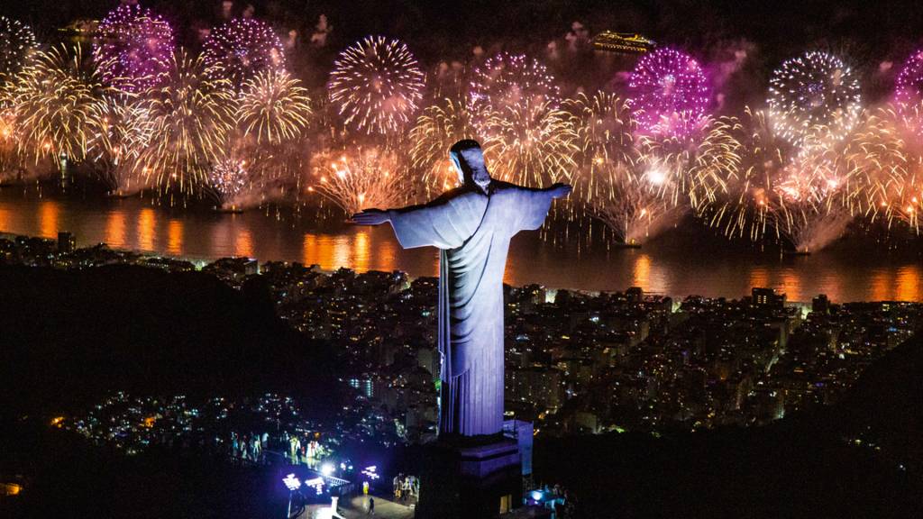 Silêncio, por favor: proposta de vereadores pode multar quem soltar fogos