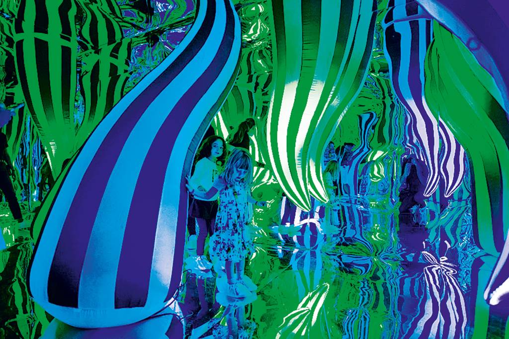Blow-up,-um-sopro-de-diversão-Foto-de-Ig-Aronovich—Lost-Art.jpg Blow Up