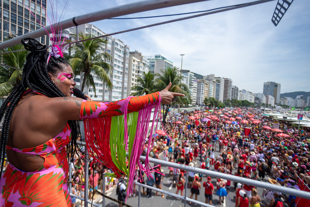 Especialista acredita que só profissionalização salva carnaval de rua do Rio