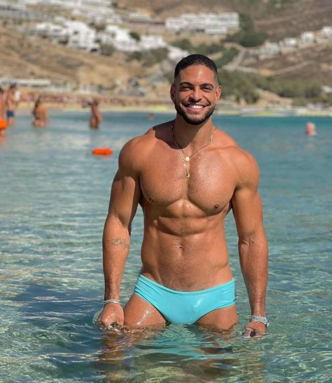 WhatsApp Image 2024-01-08 at 11.32.56 Bruno Alcantara é brasileiro do Pit Crew de RuPaul's Drag Race