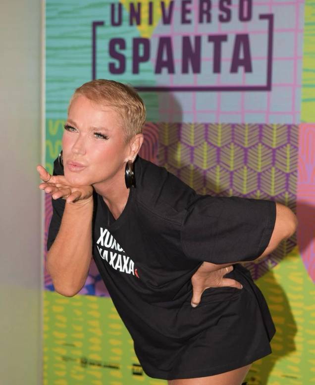 Xuxa contou que há tempos organizadores queriam sua presença no festival Xuxa contou que há tempos organizadores queriam sua presença no festival