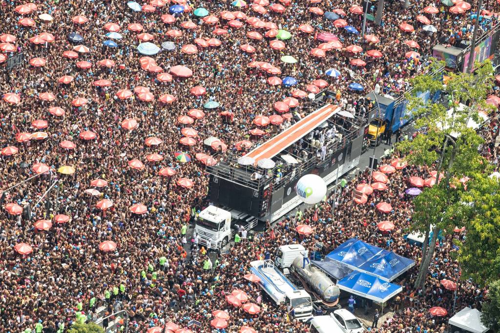 Furtos e roubos a pedestres caem 20% no Carnaval em relação a 2023