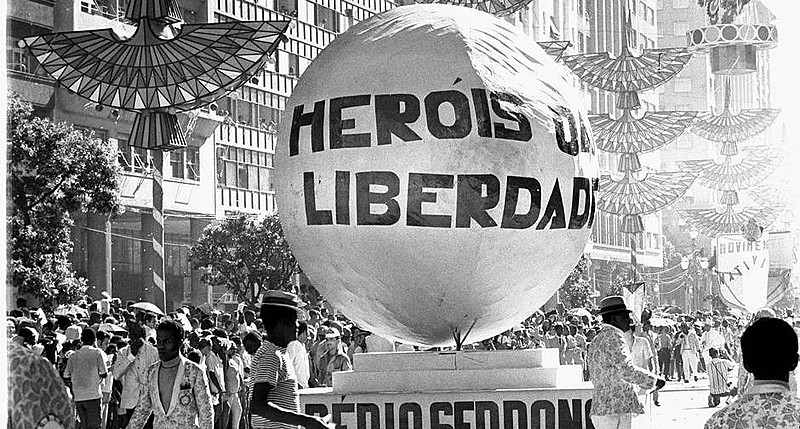 Desfile do Império Serrano em 1969