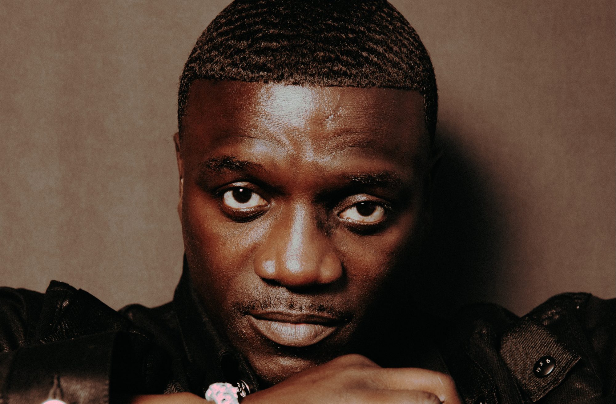 Rock In Rio Anuncia Show De Akon Al M Da Nova VEJA RIO   Akon 1 E1711567324781 