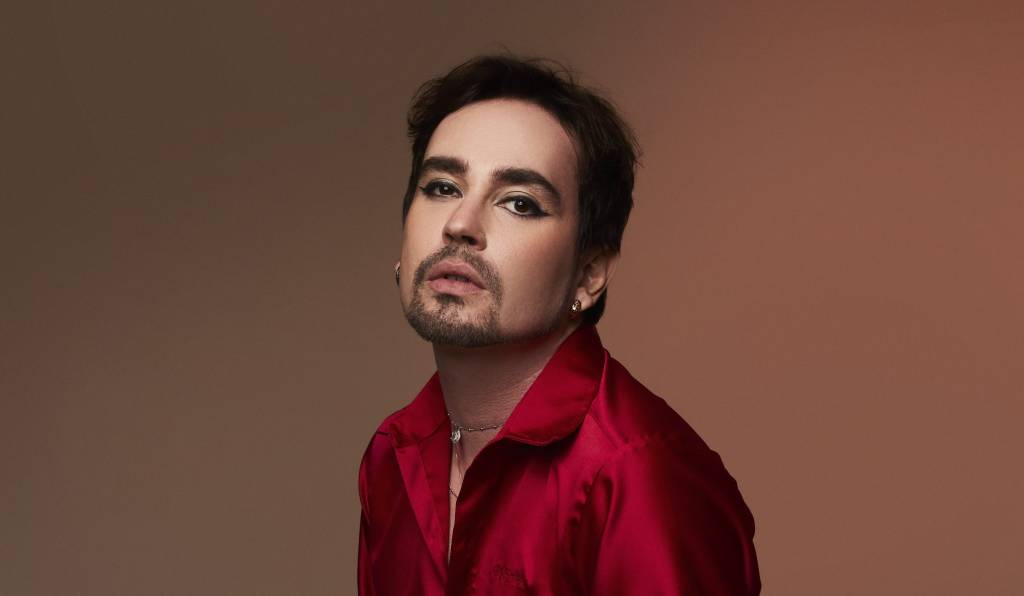 Johnny Hooker inicia no Circo Voador turnê de vinte anos de carreira