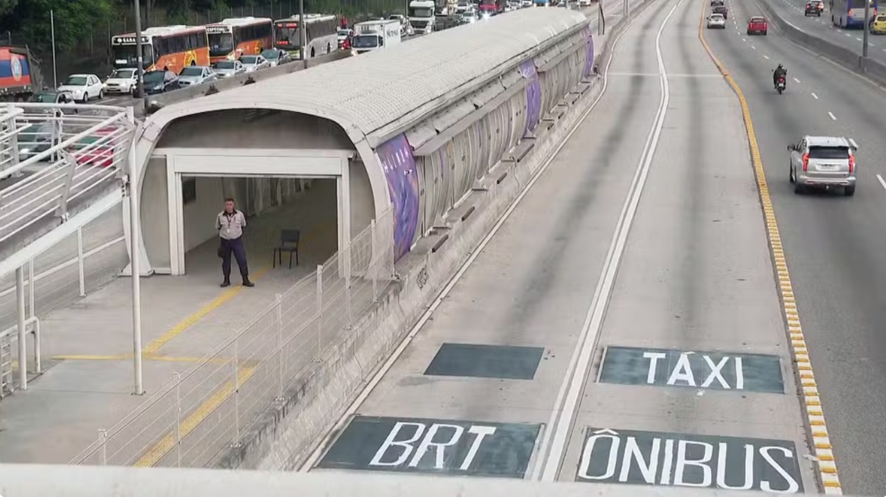 BRT Transbrasil e as pistas exclusivas da avenida Brasil