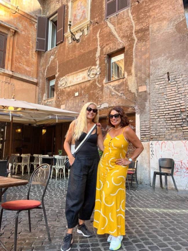 Ana e Renata em Roma