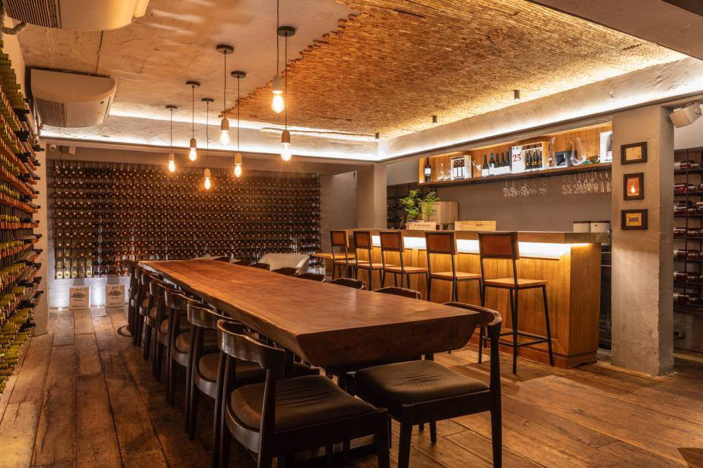 Radar de sabores tem jantar asiático, encontro na adega e nova Absurda