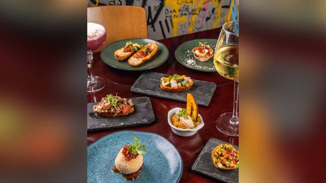 Pequenas porções de alegria: entradas leves para compartilhar