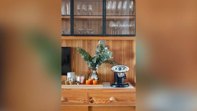 Arquiteta dá dicas para criar um charmoso 'cantinho do café' em casa