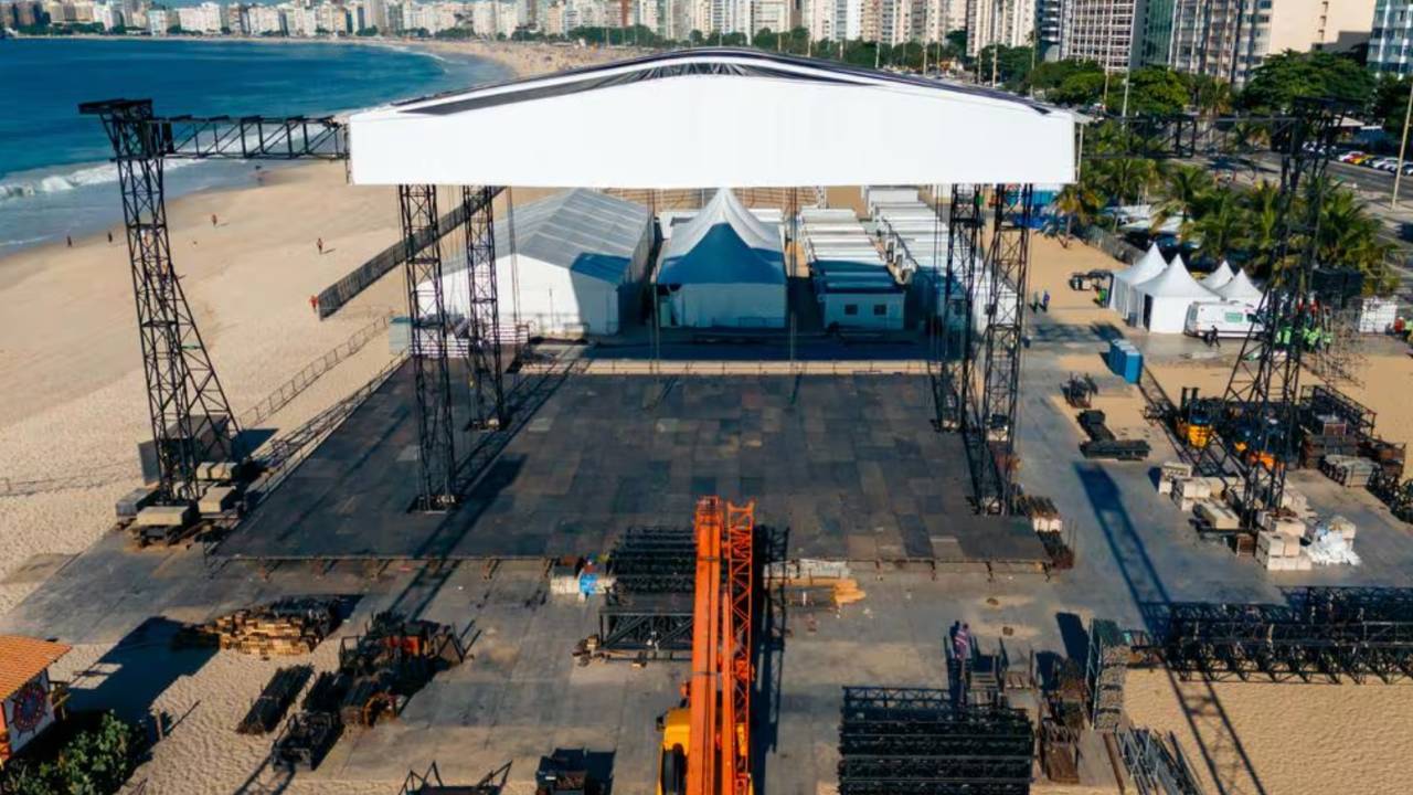 montagem-palco-show-Madonna-copacabana