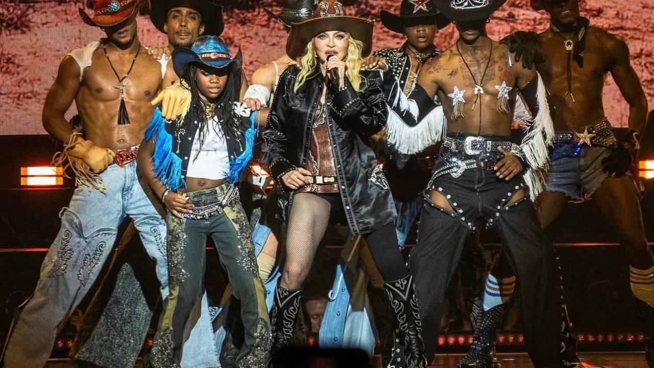 Onde os bailarinos da Madonna estão curtindo o Rio