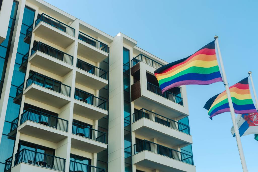 Resort Urbano carioca oferece desconto para pessoas LGBTQIA+