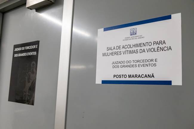 Sala de acolhimento para mulheres vítimas de violência no Maracanã