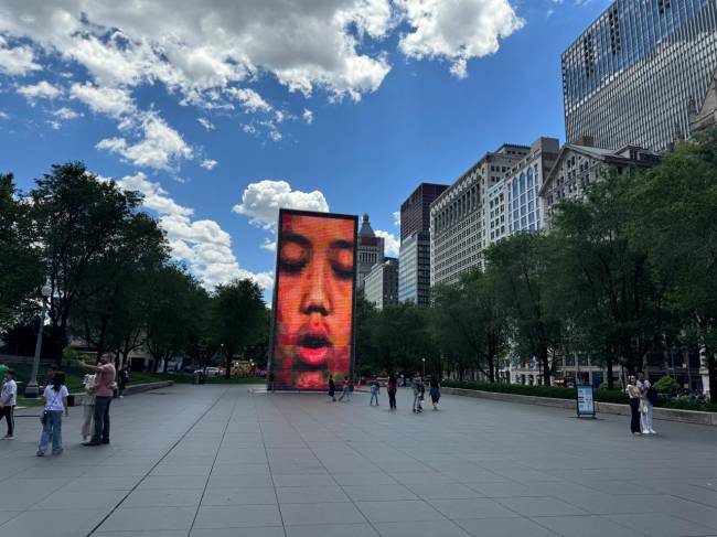 crown fountain chicago