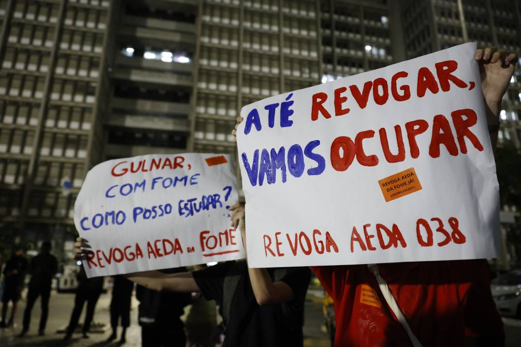 Ocupação da Uerj: entenda o impasse entre os alunos e a reitoria